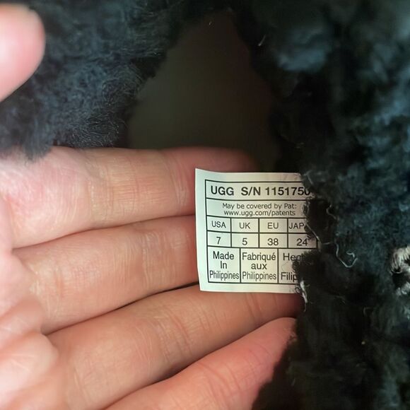 UGG Classic Ultra Mini Braid Booties Black USA Women Size 7/UK 5/EU 38 - Picture 14 of 15